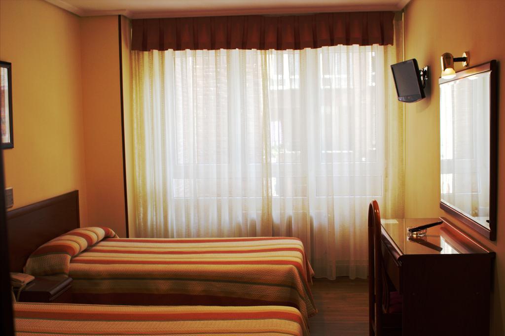 Hotel San Glorio サンタンデール 部屋 写真