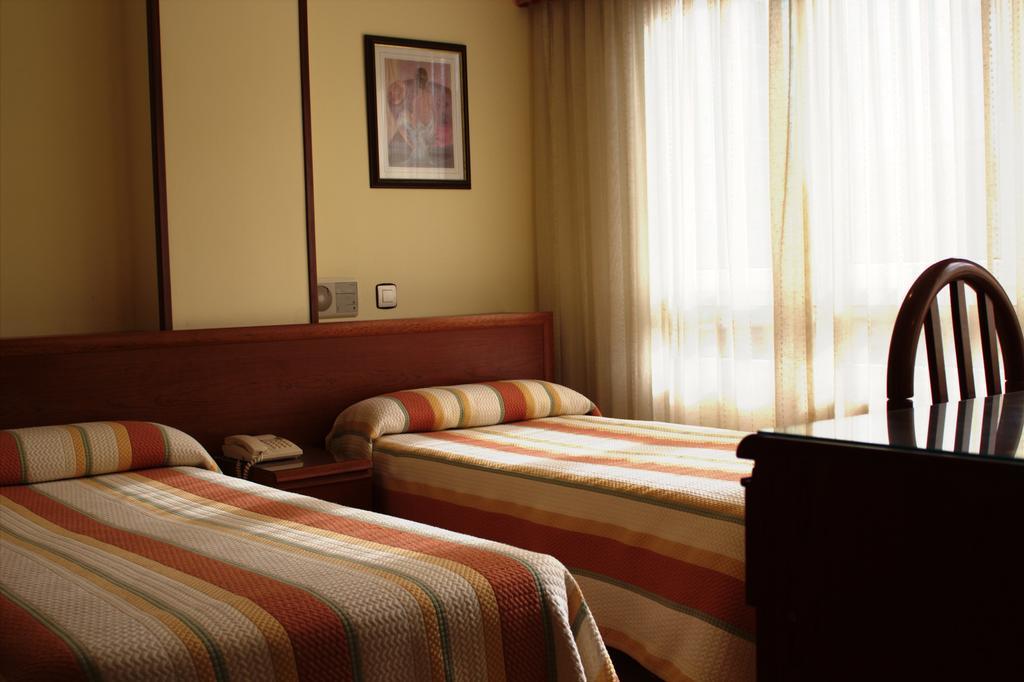 Hotel San Glorio サンタンデール 部屋 写真